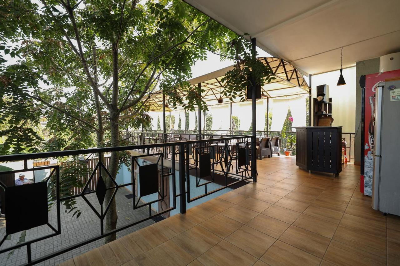 Hotel Capri 苏呼米 外观 照片