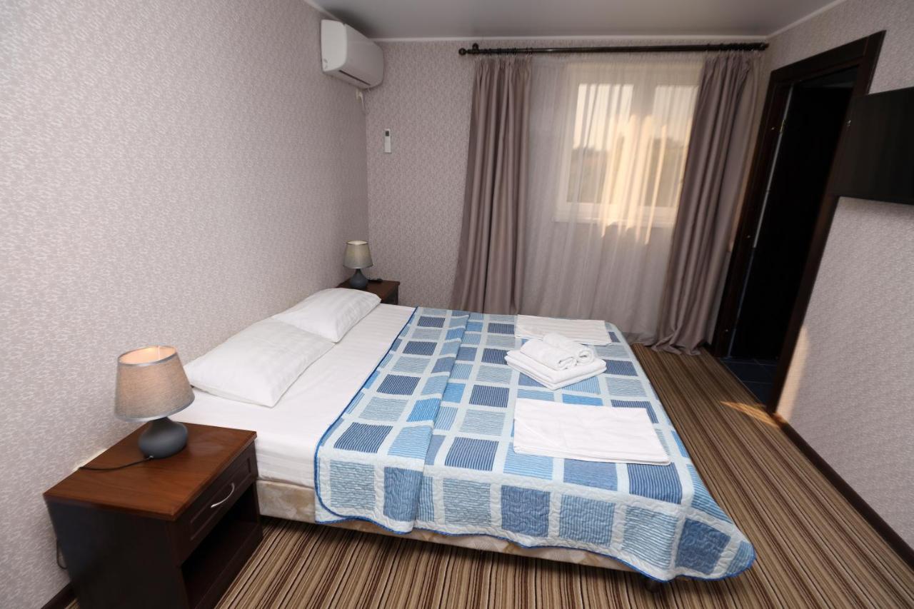 Hotel Capri 苏呼米 外观 照片