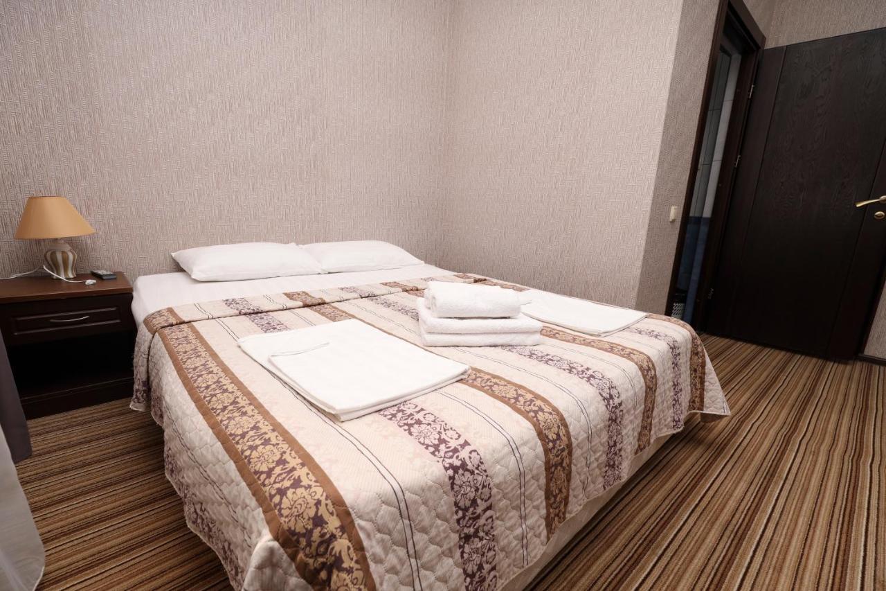 Hotel Capri 苏呼米 外观 照片