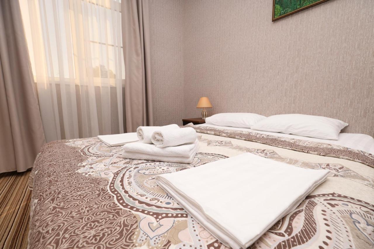 Hotel Capri 苏呼米 外观 照片