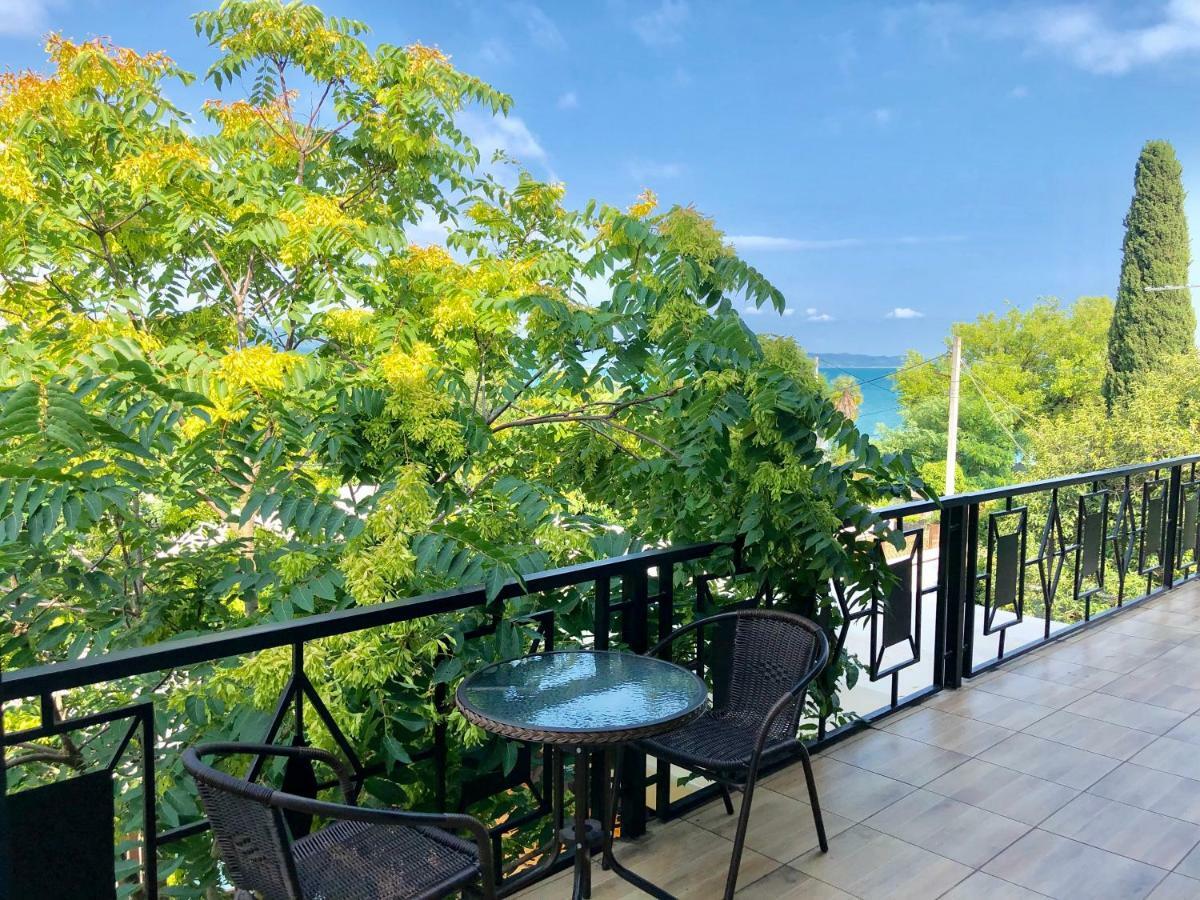 Hotel Capri 苏呼米 外观 照片