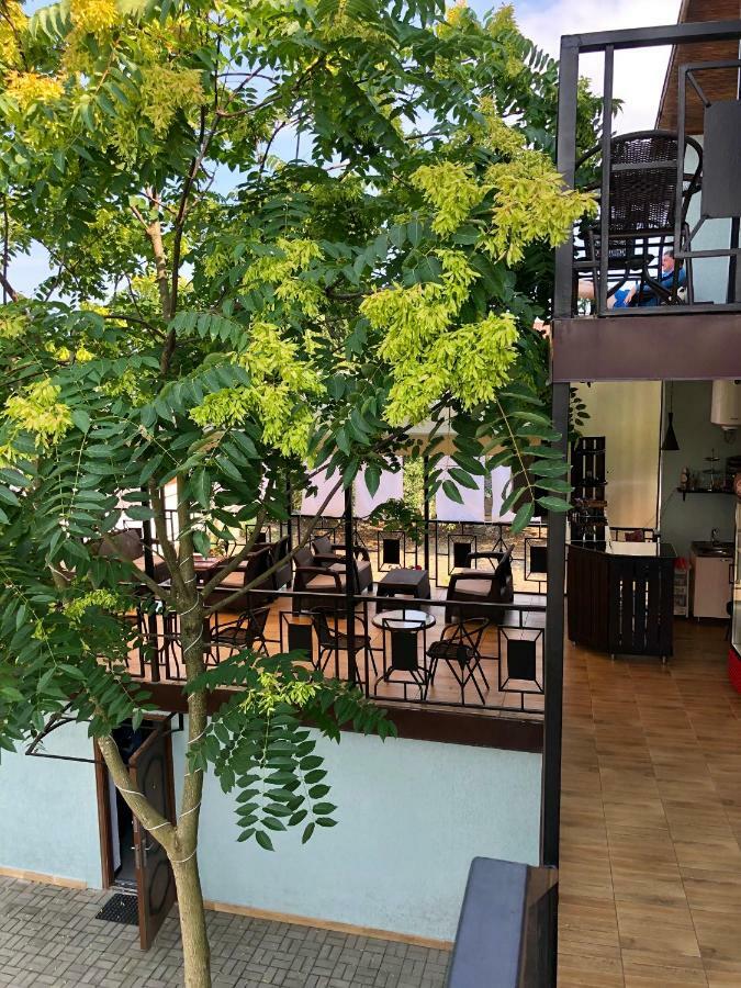 Hotel Capri 苏呼米 外观 照片